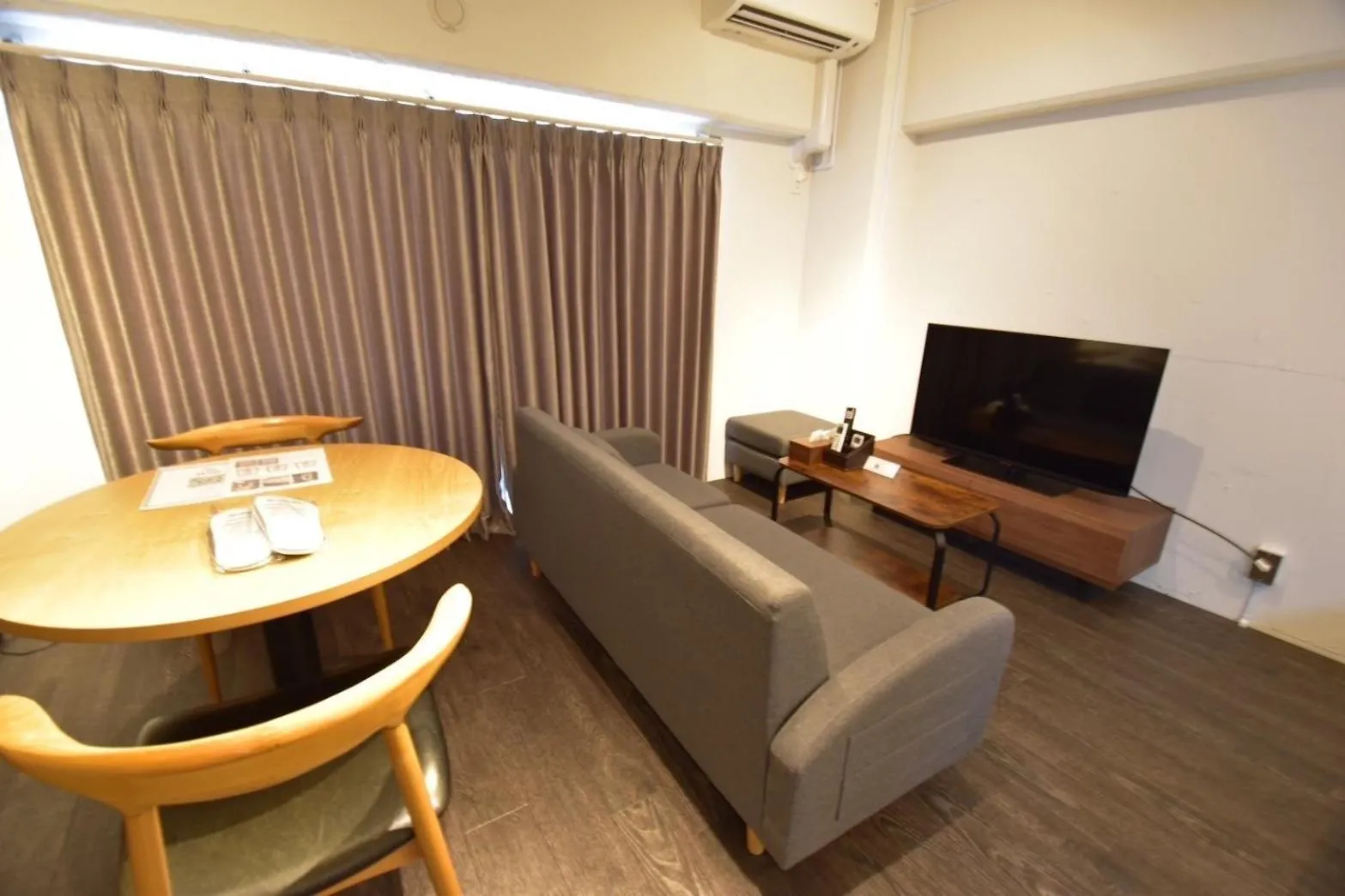 Niys Apartments 37 Type Tokyo